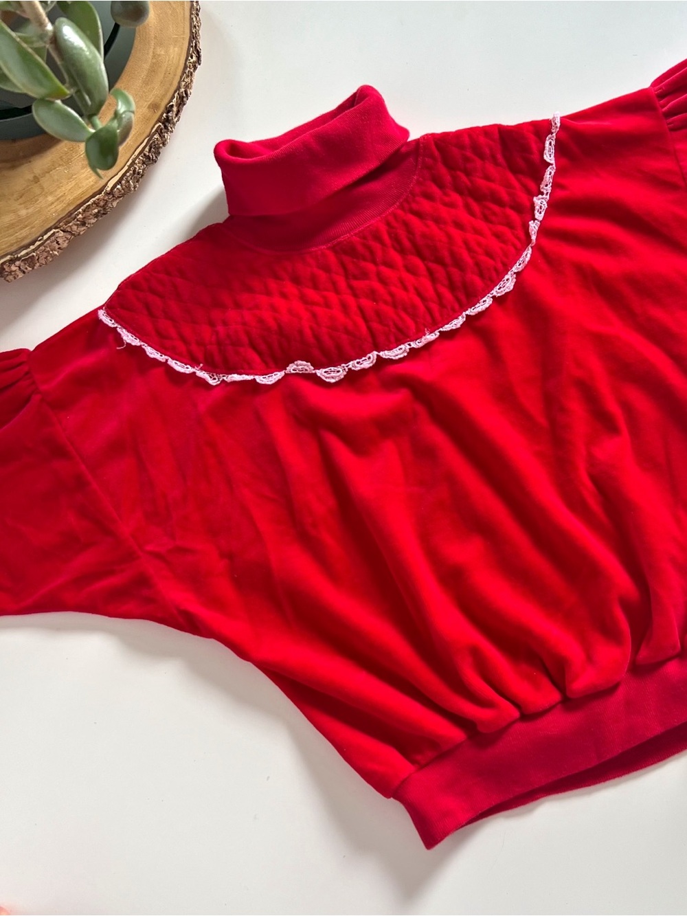 Vintage Bull Frog USA Made Red Velour Turtleneck Quilted Sweatshirt | Size 10